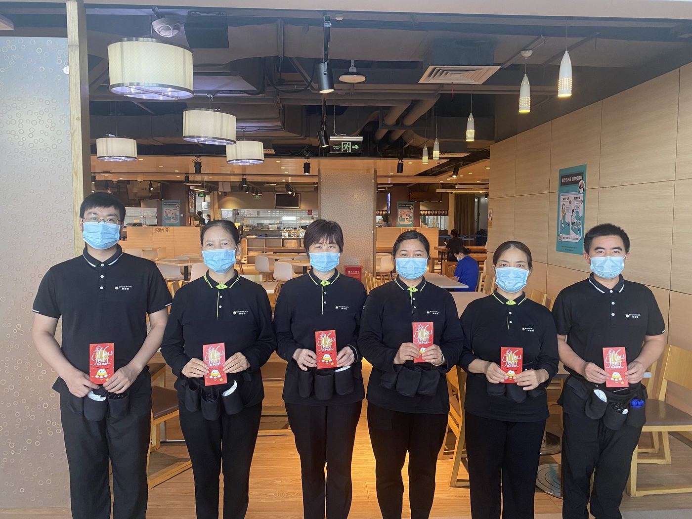 深圳黑围裙保洁团队 · 员工关怀与班组管理现场